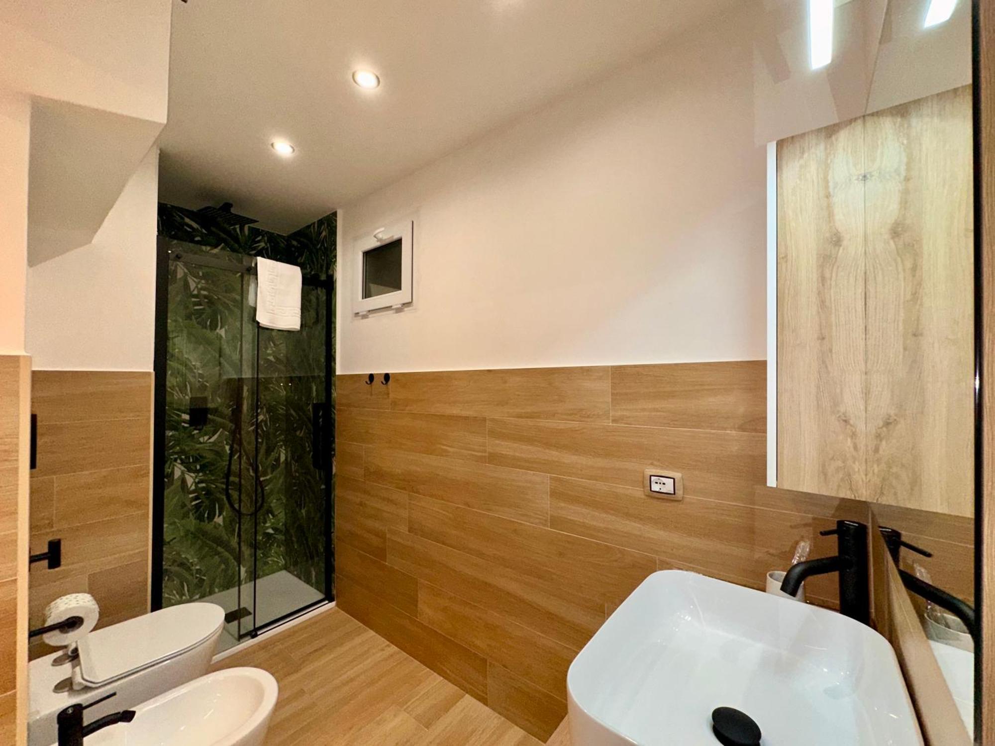 Eterna Suites Roma Bagian luar foto